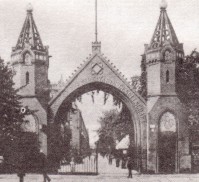 Beamteneingang zur AEG-Fabrik Brunnenstrae